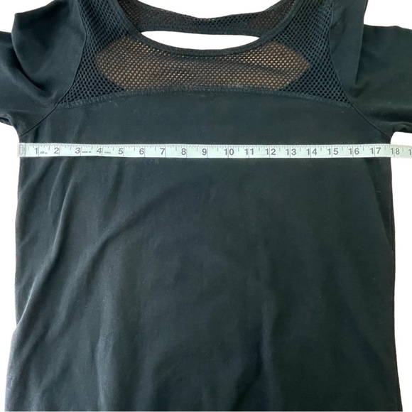 Fabletics Weston Mesh Yoke/Open Back Long Sleeve w/Thumb Holes Sweatshirt - Sz S - Picture 11 of 12